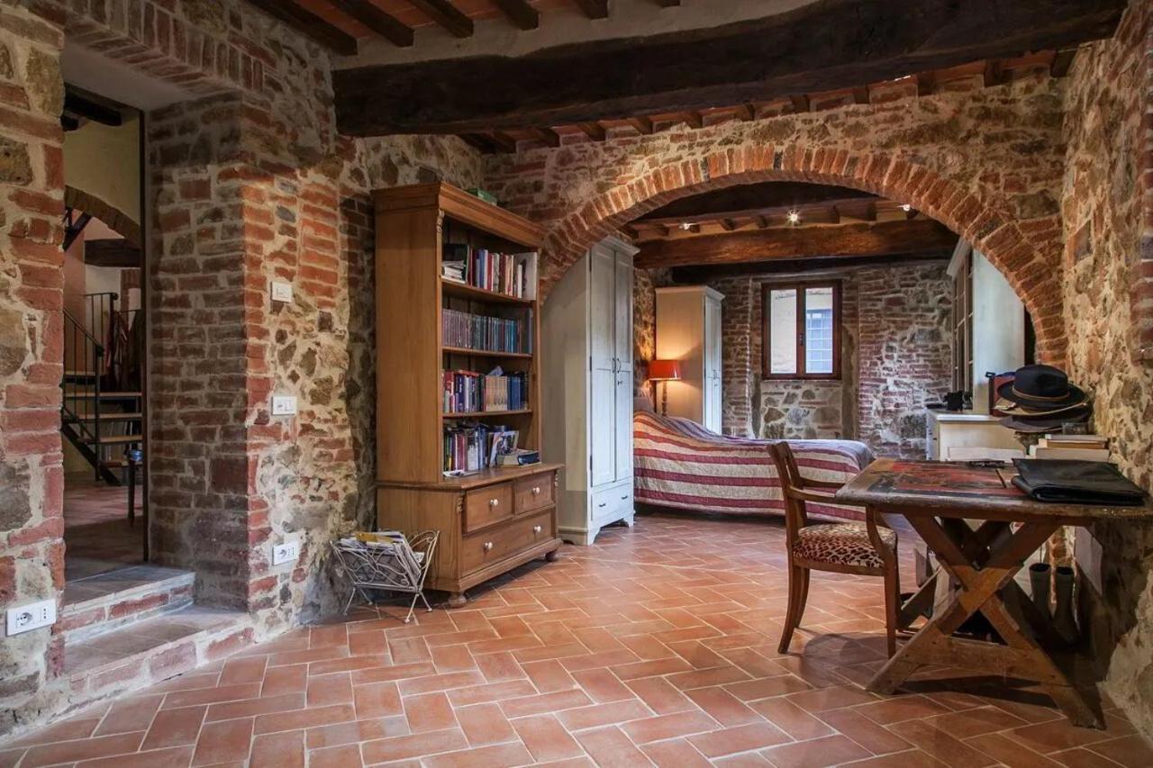 Podere Gli Oppi Toscana Villa Petroio Exterior photo